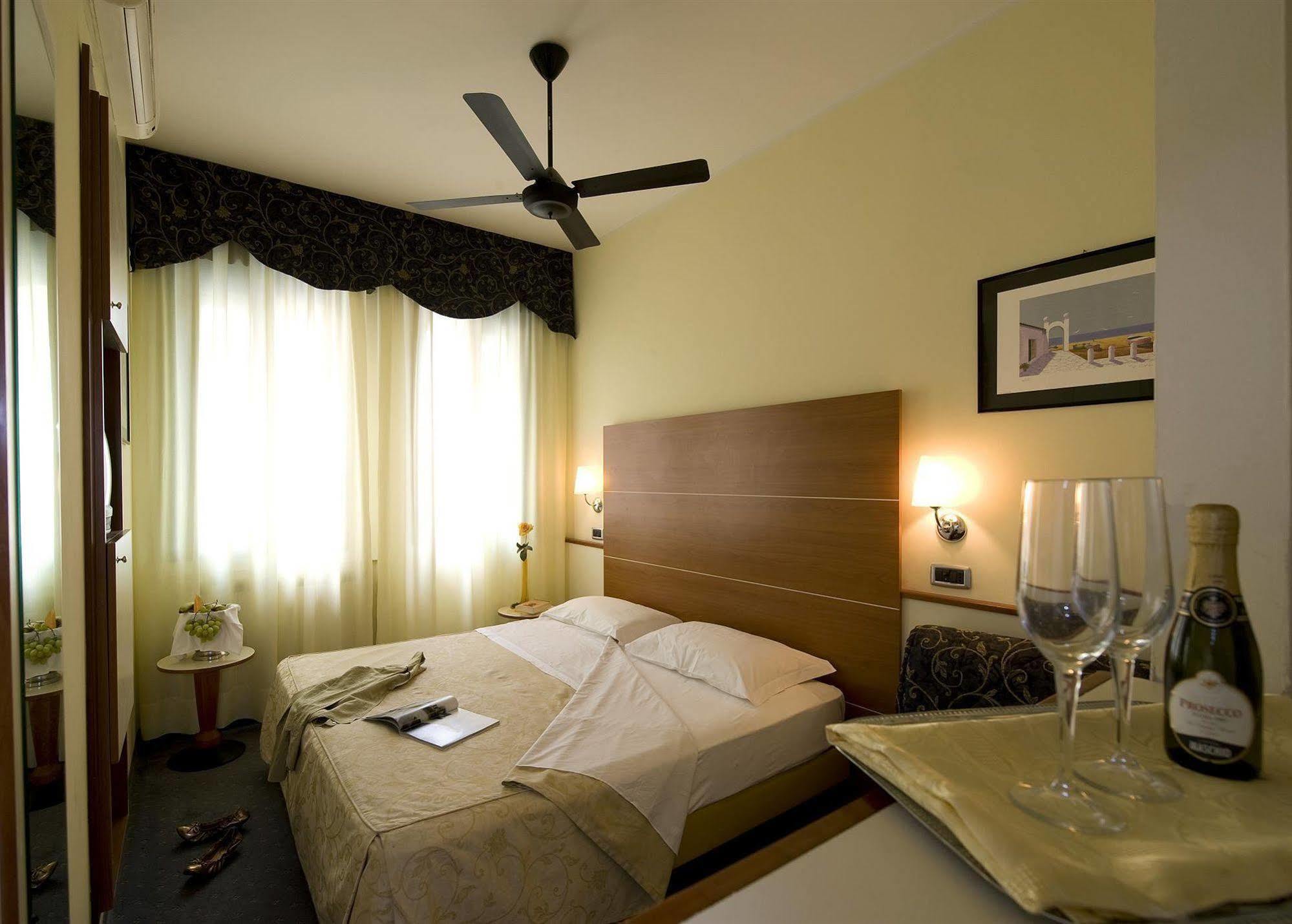 Hotel Corticella Bologna Eksteriør bilde